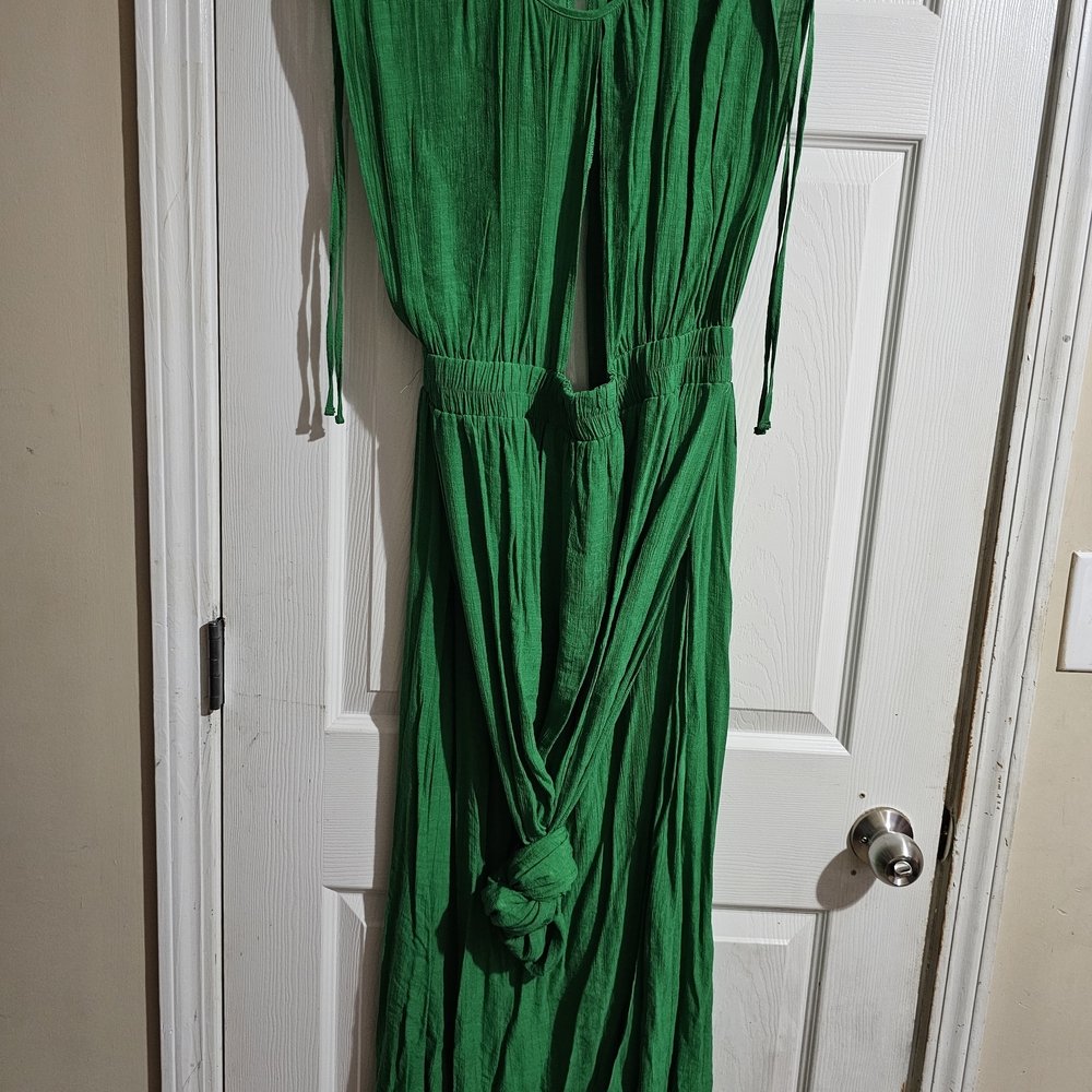 Chic Backless Green Dress